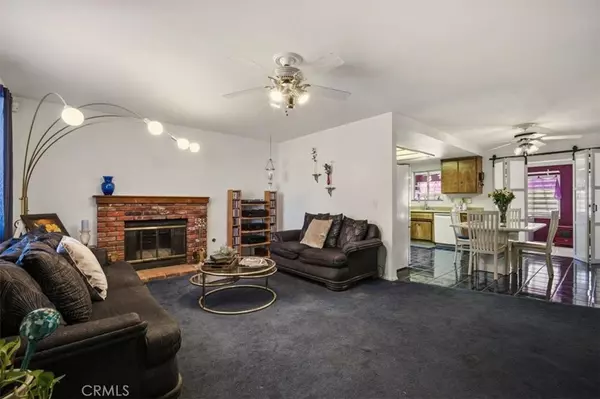 Apple Valley, CA 92308,21215 Sandia