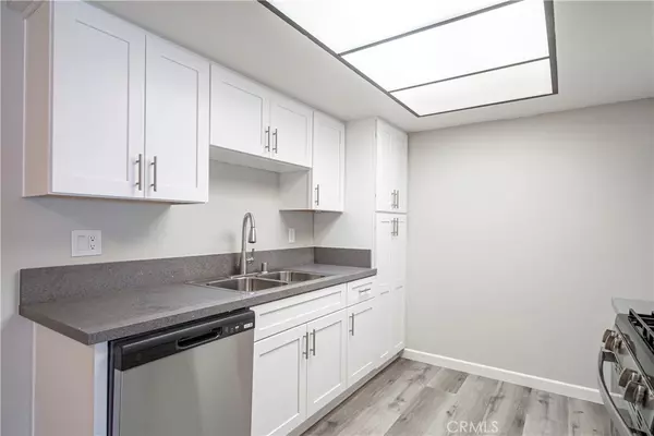 Pomona, CA 91767,3420 Falcon ST #115