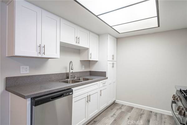 Pomona, CA 91767,3420 Falcon ST #115