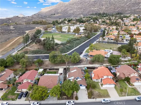 Moreno Valley, CA 92557,21060 Pala Foxia