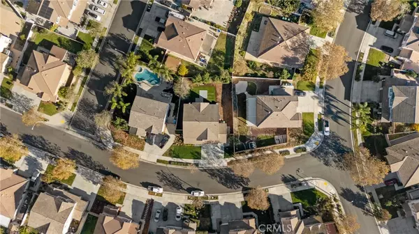 Eastvale, CA 92880,6936 Estonian