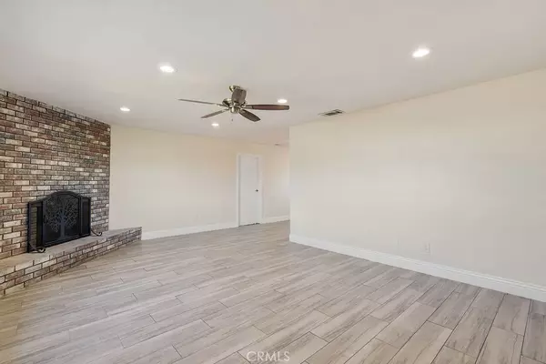 Jurupa Valley, CA 92509,5973 Hudson