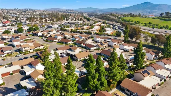 San Diego, CA 92139,2838 Alta View