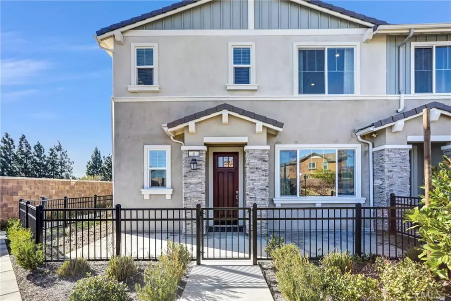 16681 Wyndham LN #8, Fontana, CA 92336