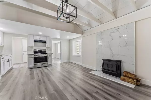 Crestline, CA 92325,22849 Juniper