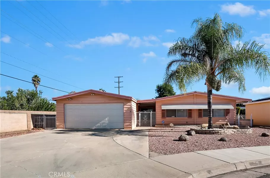 1104 Carrotwood CT, Hemet, CA 92545