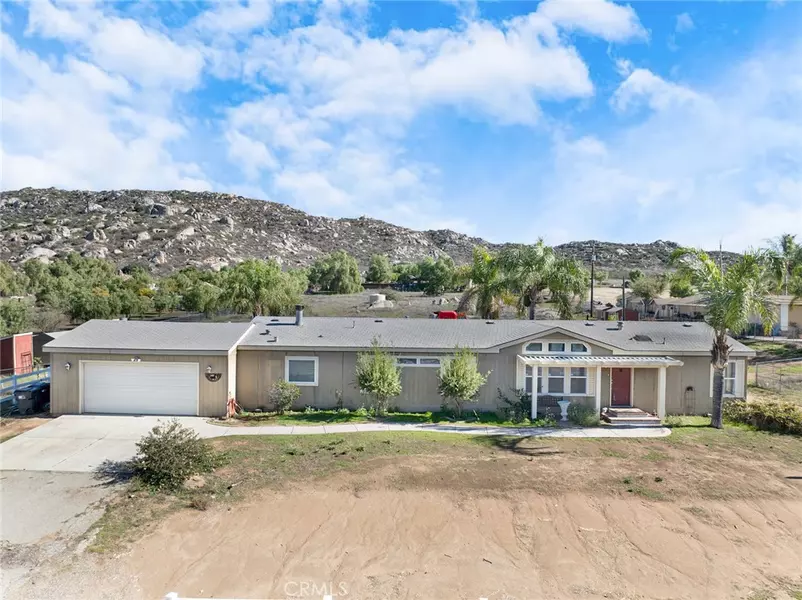 24090 Juniper Hills, Homeland, CA 92548