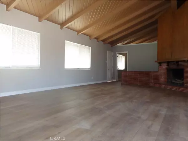 Apple Valley, CA 92307,19993 Rimrock