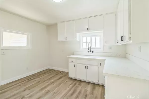 San Bernardino, CA 92410,390 E 4th