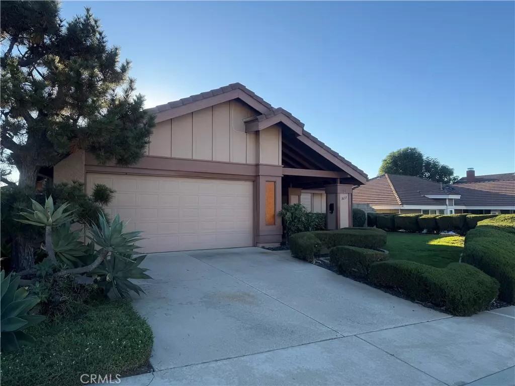 San Dimas, CA 91773,1633 Calle De Armonia