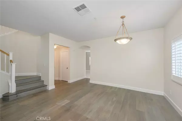 Murrieta, CA 92563,26307 Arboretum Way #304