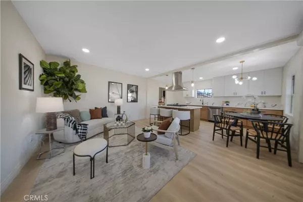 Fontana, CA 92335,14935 Hibiscus