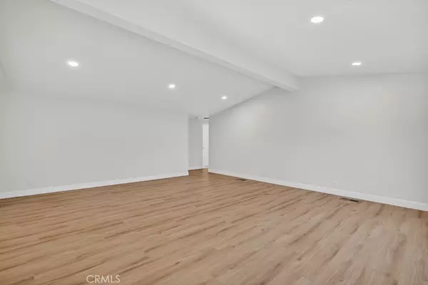 Corona, CA 92883,10320 Wrangler