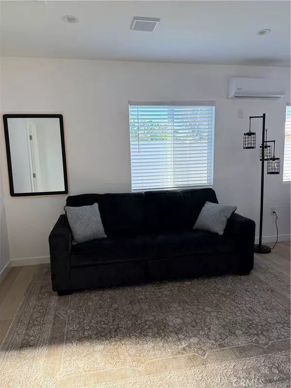 Norwalk, CA 90650,13114 Liggett