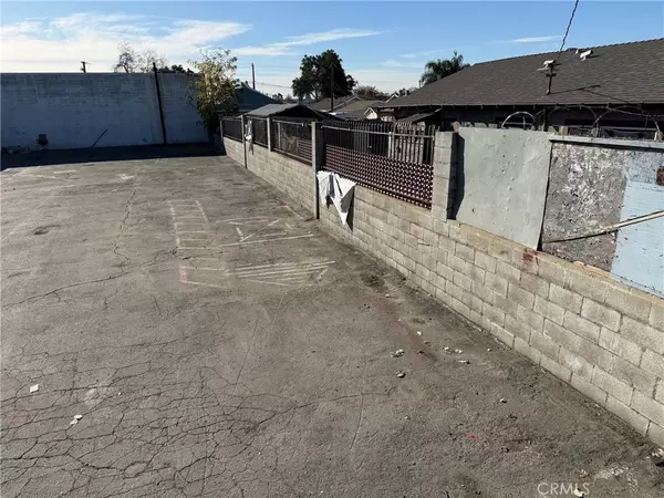 Pomona, CA 91766,1284 E 3rd