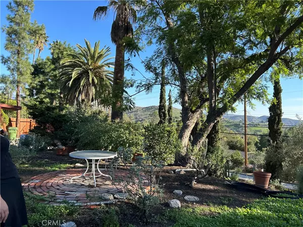 Sunland, CA 91040,10553 McBroom