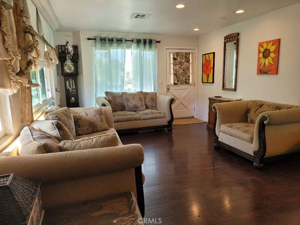 Wildomar, CA 92595,21285 Bundy Canyon RD