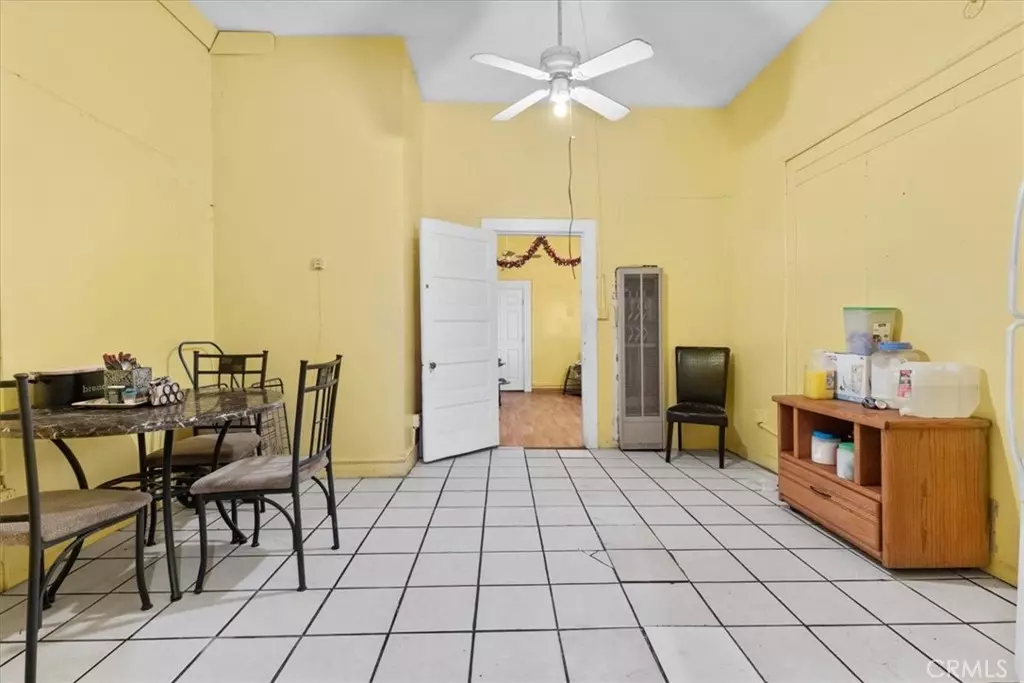 Buttonwillow, CA 93206,128 E 1st ST #1