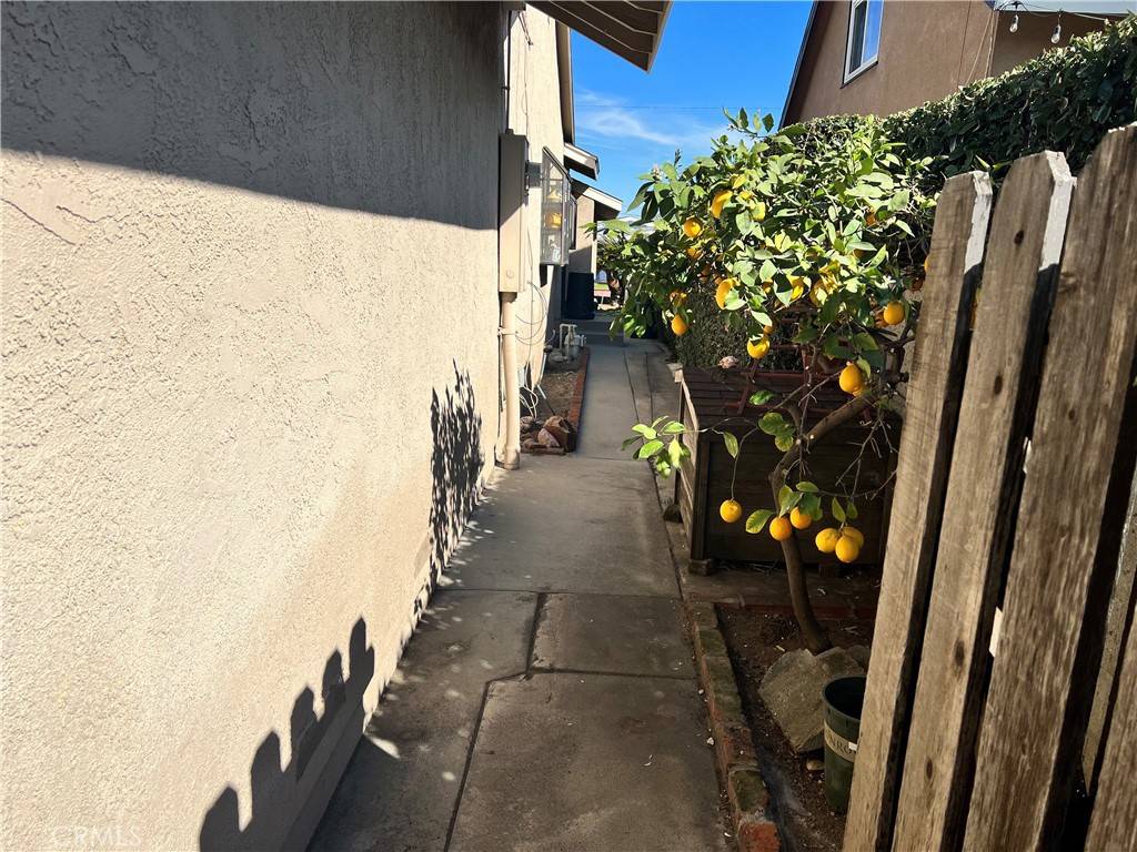 La Mirada, CA 90638,15513 Talbot DR
