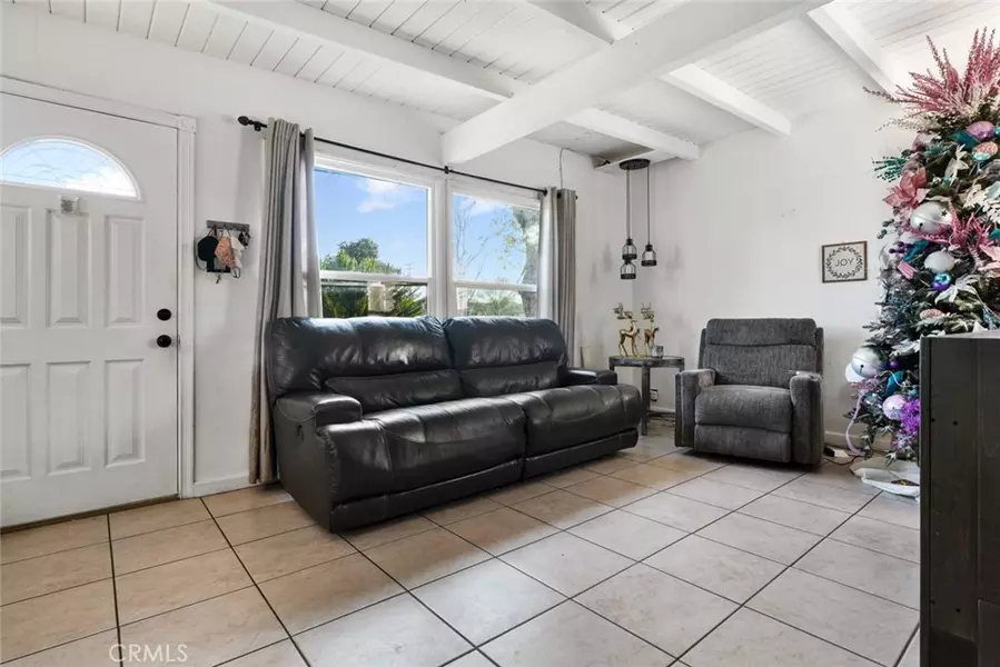 9953 Foster RD, Downey, CA 90242