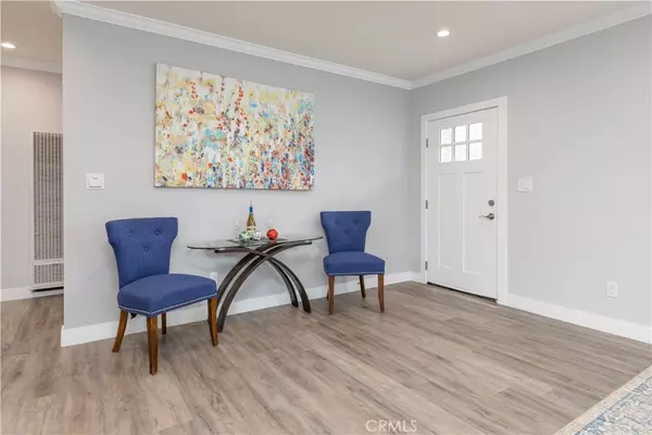 Compton, CA 90220,408 W Poplar ST