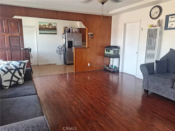 Hesperia, CA 92345,16171 Pine ST
