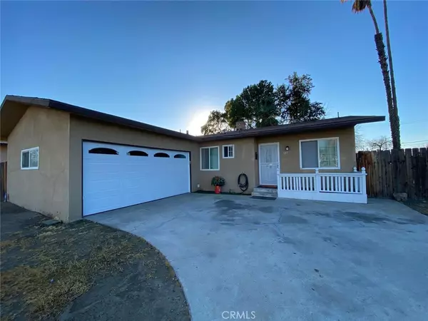 617 El Toro DR, Bakersfield, CA 93304