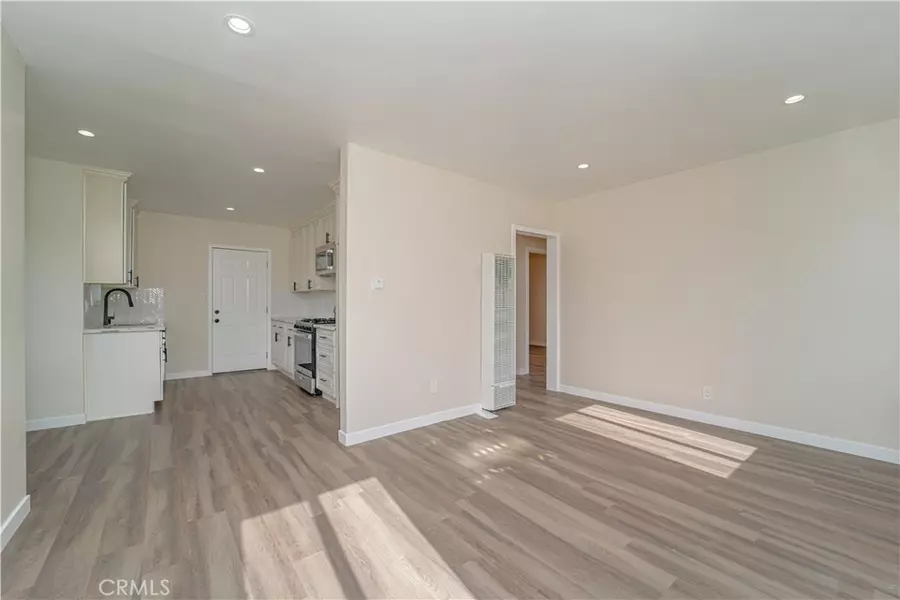 3672 Greenfield AVE, Los Angeles, CA 90034