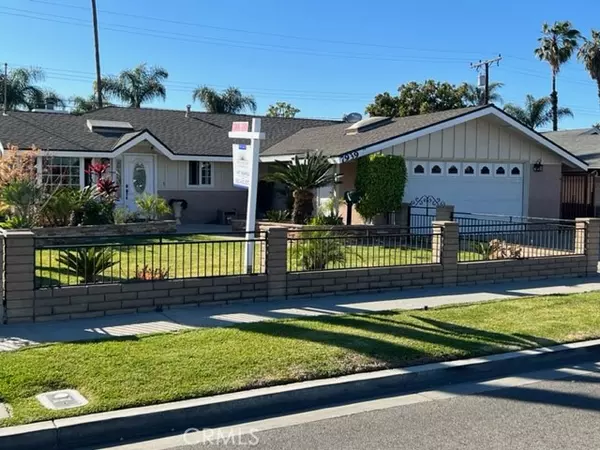 7939 Gardenia DR, Buena Park, CA 90620