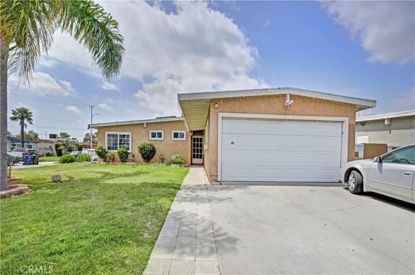 Pico Rivera, CA 90660,9840 Myron ST