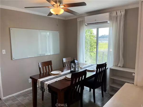 Pico Rivera, CA 90660,9748 Planter ST