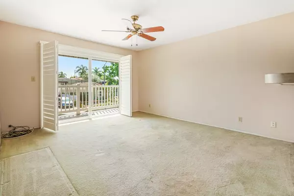 Long Beach, CA 90814,363 Newport AVE #104