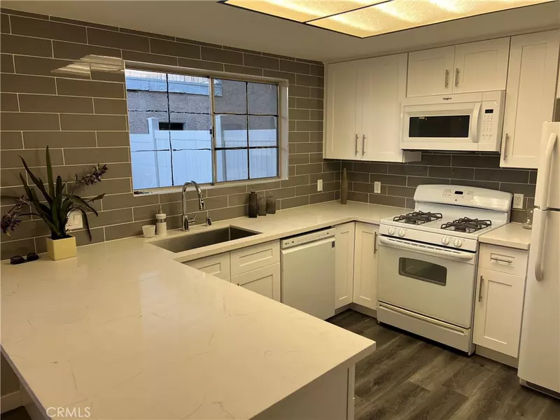 4050 Badillo CIR #D, Baldwin Park, CA 91706