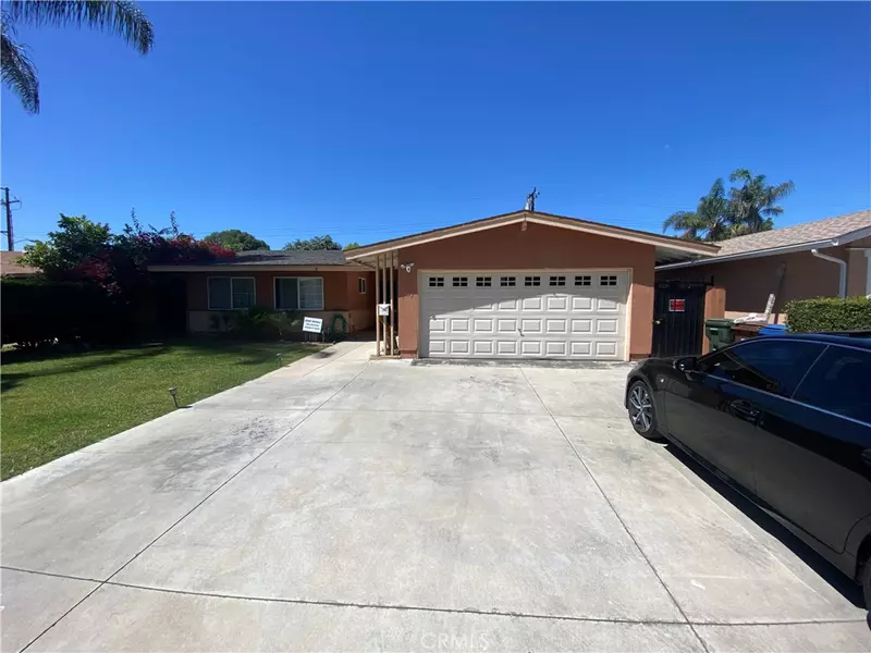 13926 Ragus ST, Bassett, CA 91746