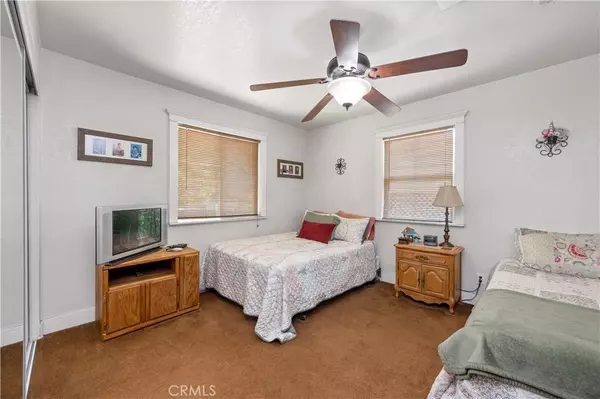 Montebello, CA 90640,516 W Olympic BLVD