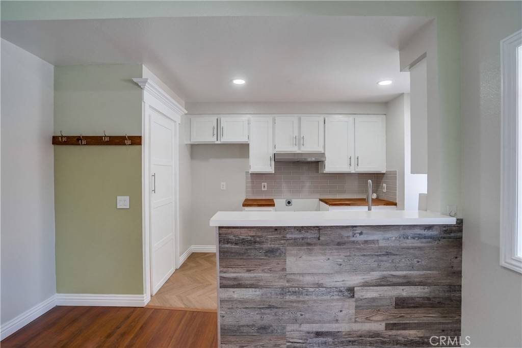 Paramount, CA 90723,15338 Gundry AVE #205