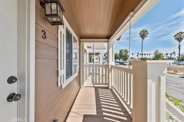 Anaheim, CA 92805,250 W Midway DR #3