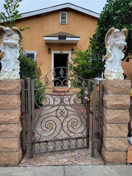 2446 Live Oak ST, Huntington Park, CA 90255