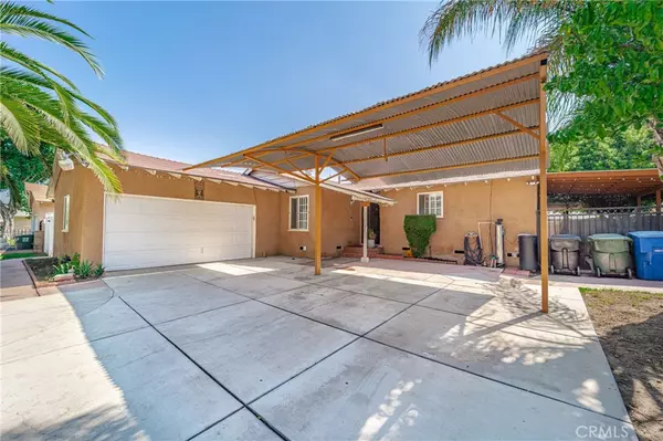 Rialto, CA 92376,2743 6th ST