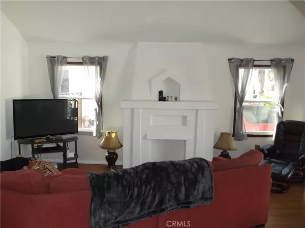 Long Beach, CA 90805,1824 E 65th ST