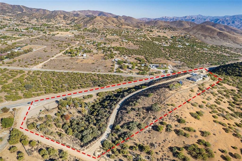 Agua Dulce, CA 93510,35100 Juniper Valley RD