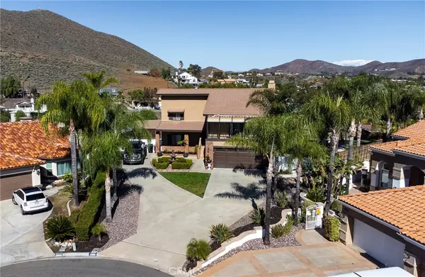 29816 Mayflower DR, Canyon Lake, CA 92587