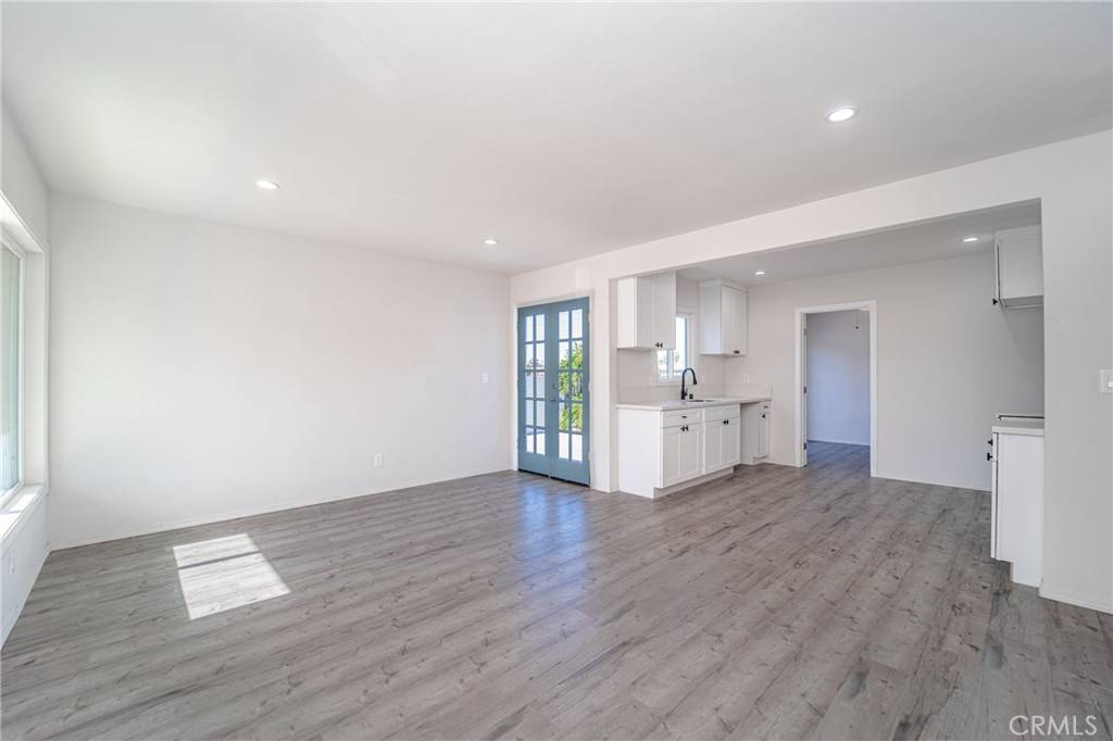 Compton, CA 90221,1301 E Marcelle ST