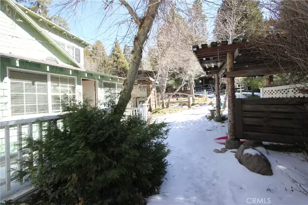 Idyllwild, CA 92549,25240 Tahquitz RD