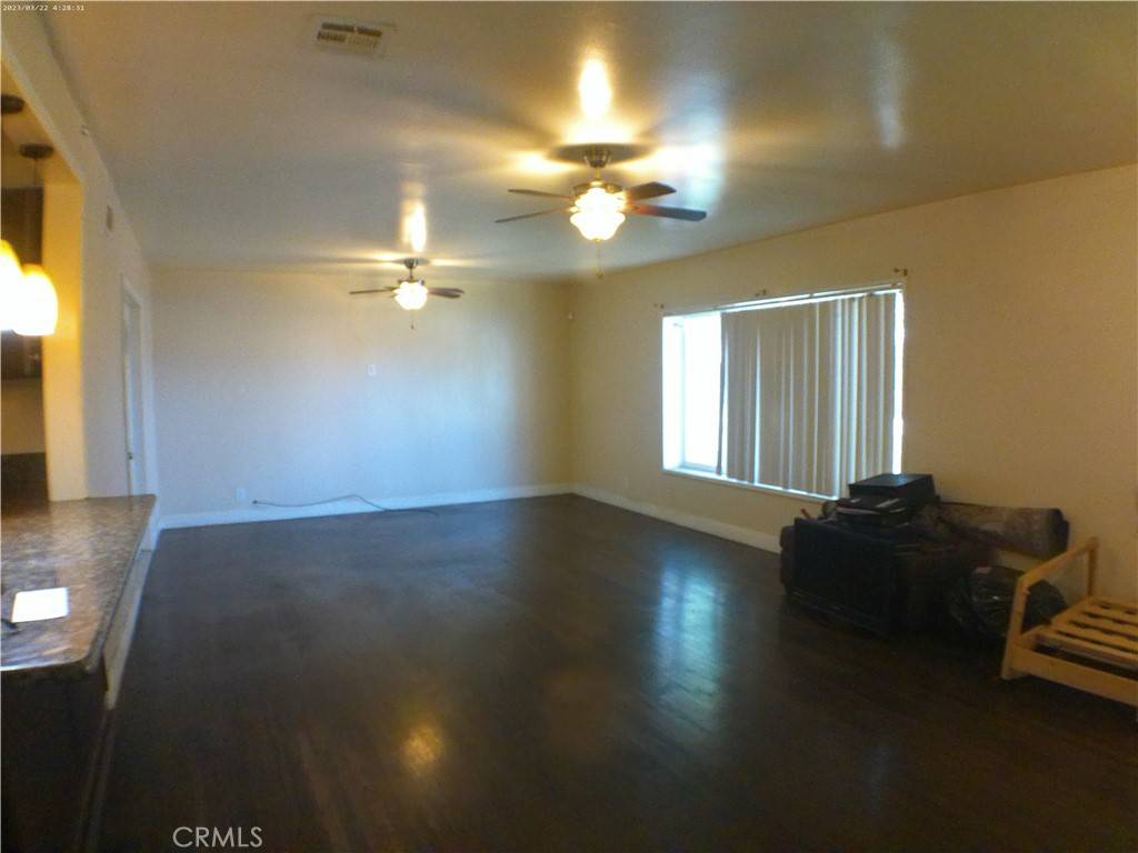 Long Beach, CA 90806,2560 Pine AVE