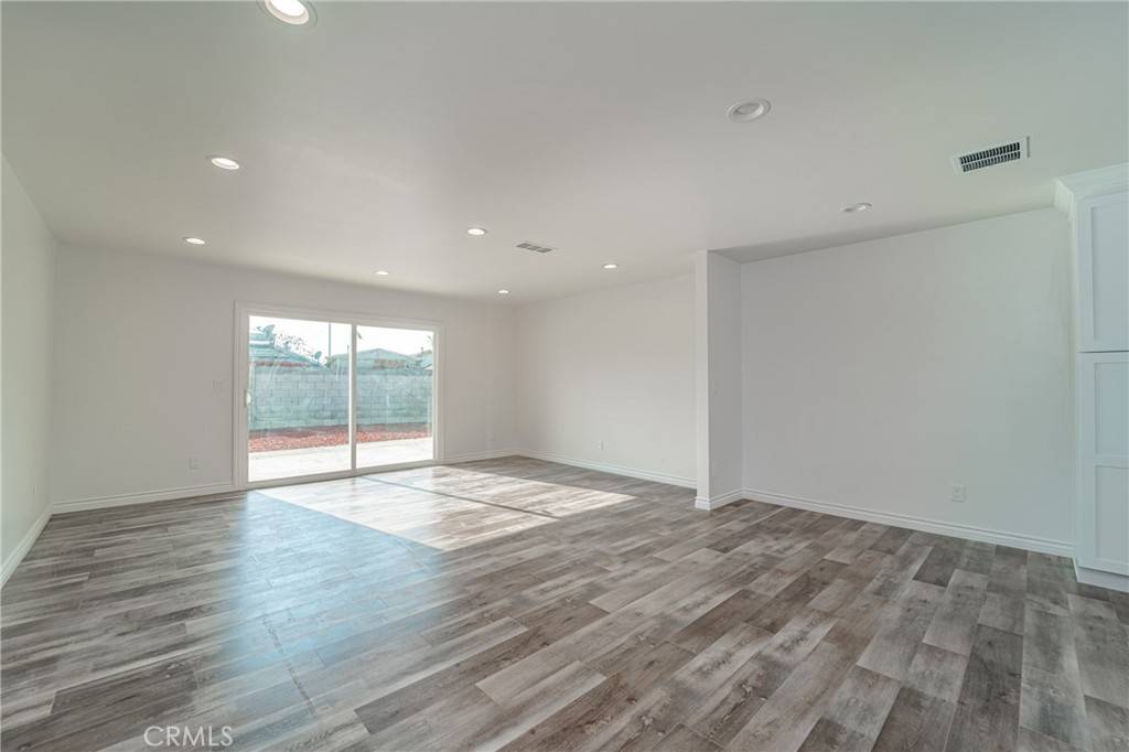 El Monte, CA 91732,12606 Pineville ST