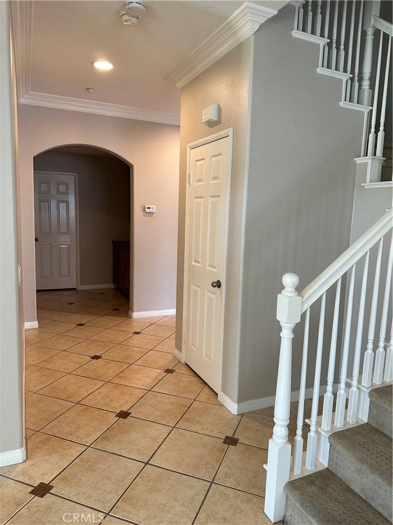 Fontana, CA 92336,6736 Star Dust LN