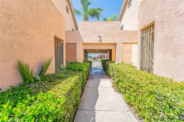 Mission Hills (san Fernando), CA 91345,11068 Sharp AVE #H