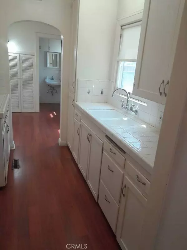 La Canada Flintridge, CA 91011,1308 Salisbury RD
