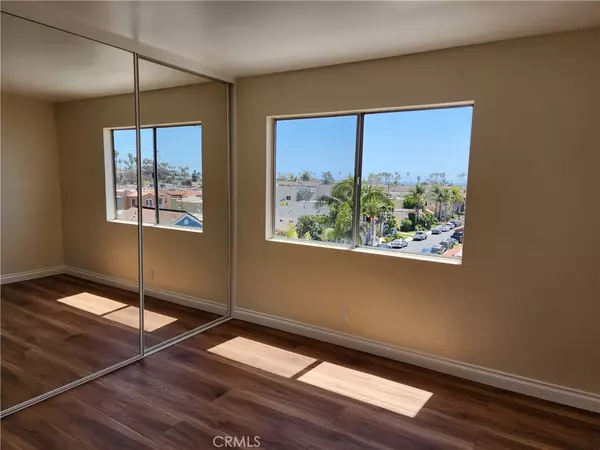 Long Beach, CA 90803,185 Quincy AVE #402